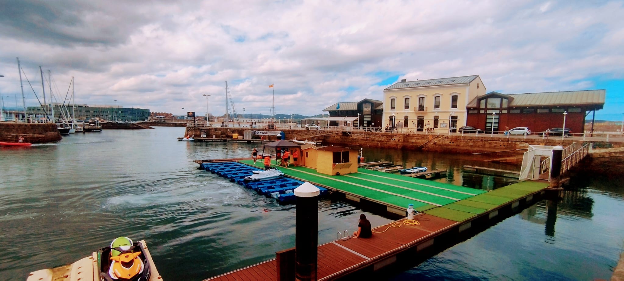 Multiaventura con Motos de Agua Poniente